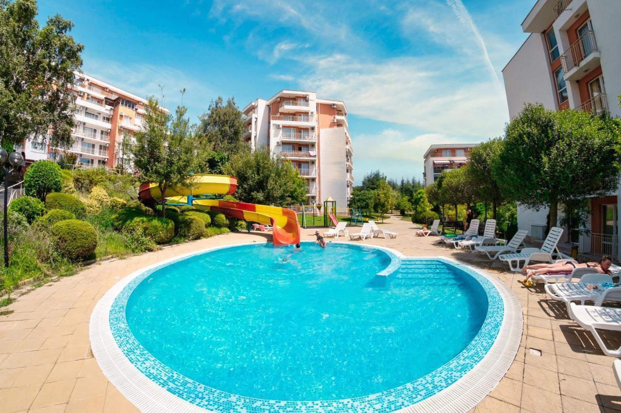 Imperial And Crown Fort Noks Grand Resort Sveti Vlas Luaran gambar