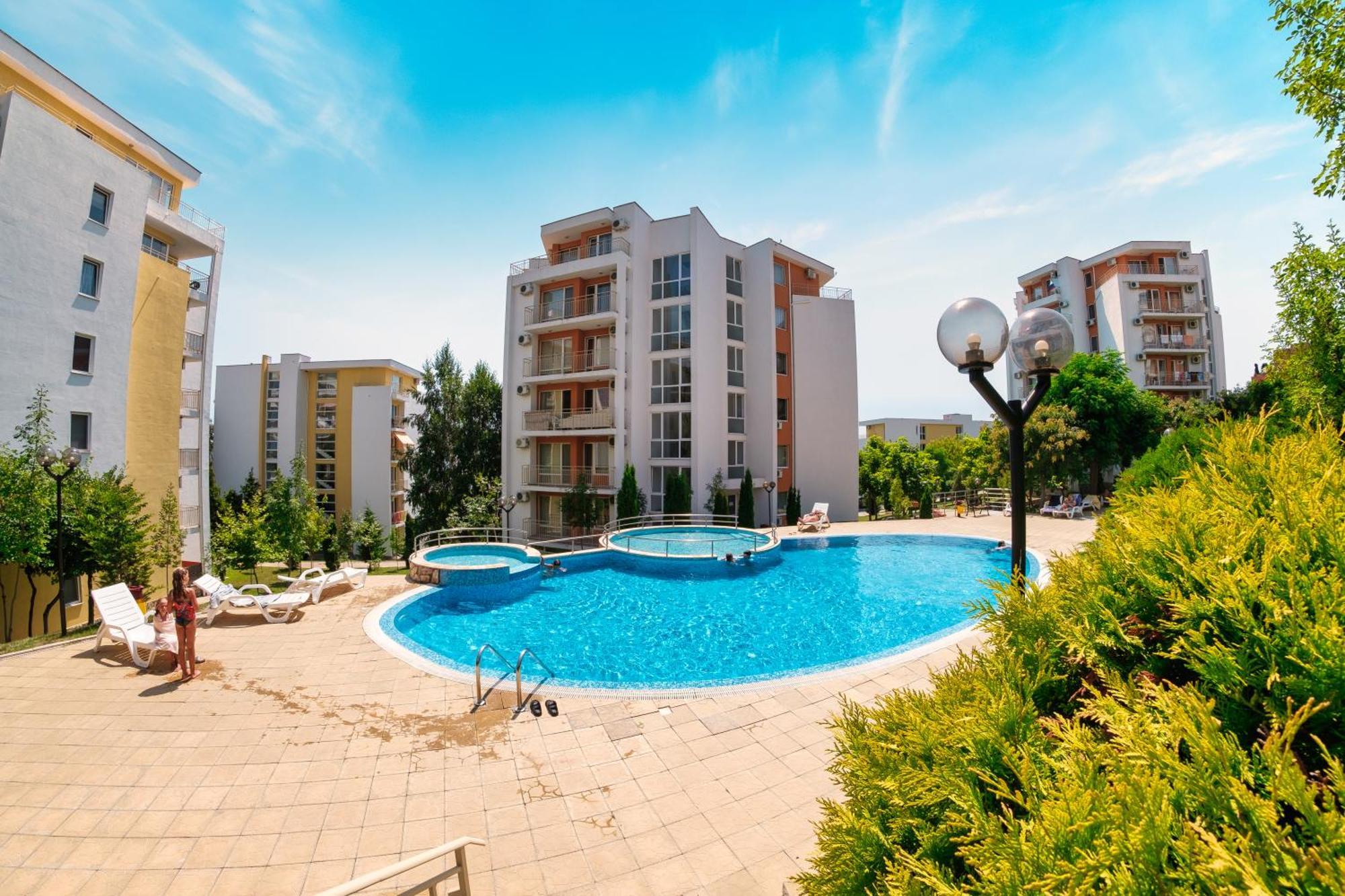 Imperial And Crown Fort Noks Grand Resort Sveti Vlas Luaran gambar